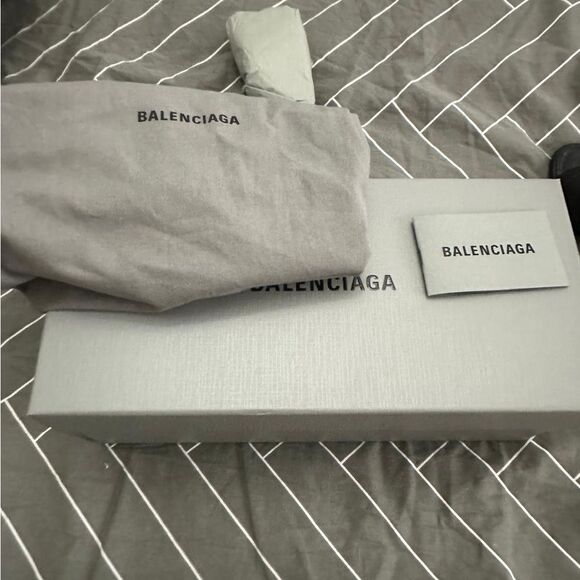 Balenciaga Black and Gold Sandals - Picture 4 of 9